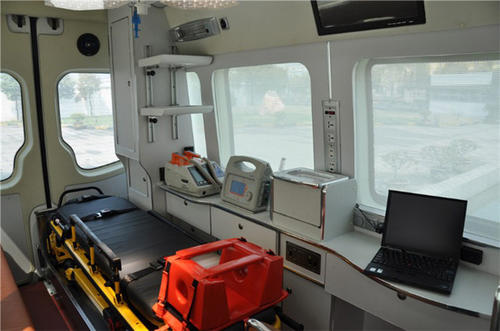 常德救护车内部